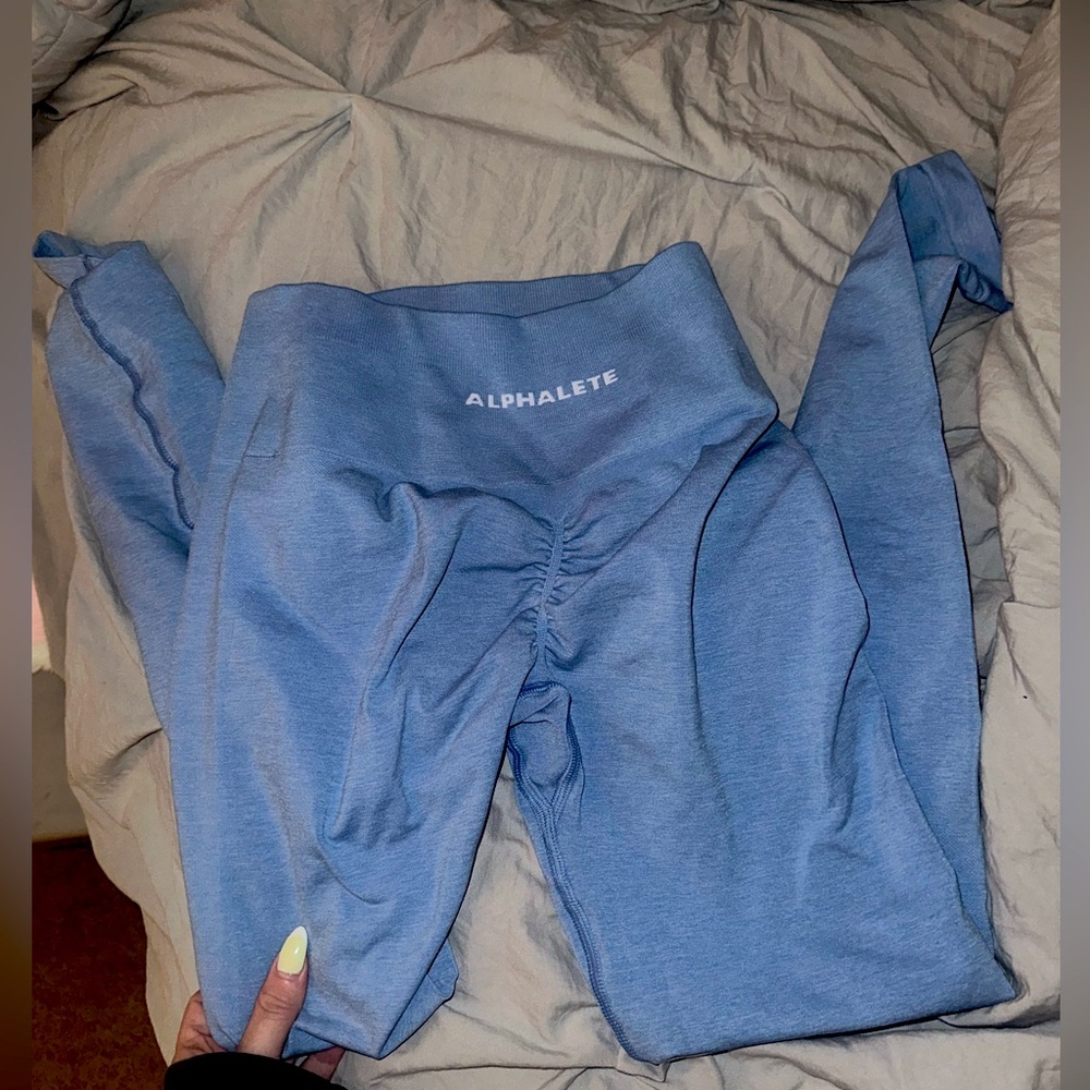Alphalete leggings